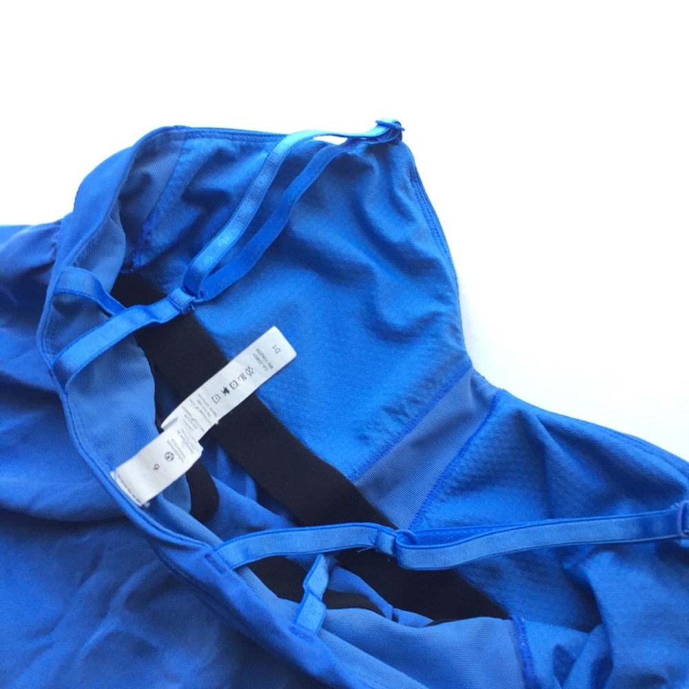 Lululemon Sz 6 Flowy periwinkle yoga tank top - Picture 5 of 6